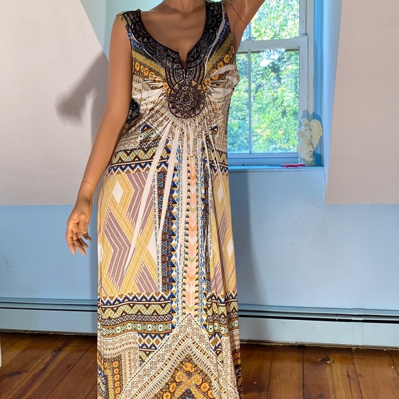 STUNNING APT 9 BEDAZZLED MAXI DRESS, SIZE L SATINY FEEL - Picture 1 of 12